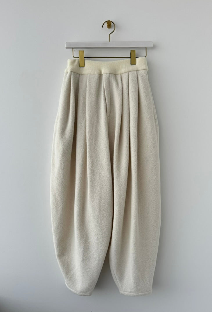 WAIST RIB KNIT 3 TUCK TAPERED PANTS TENNE HANDCRAFTED MODERN パンツ 通販 取扱店