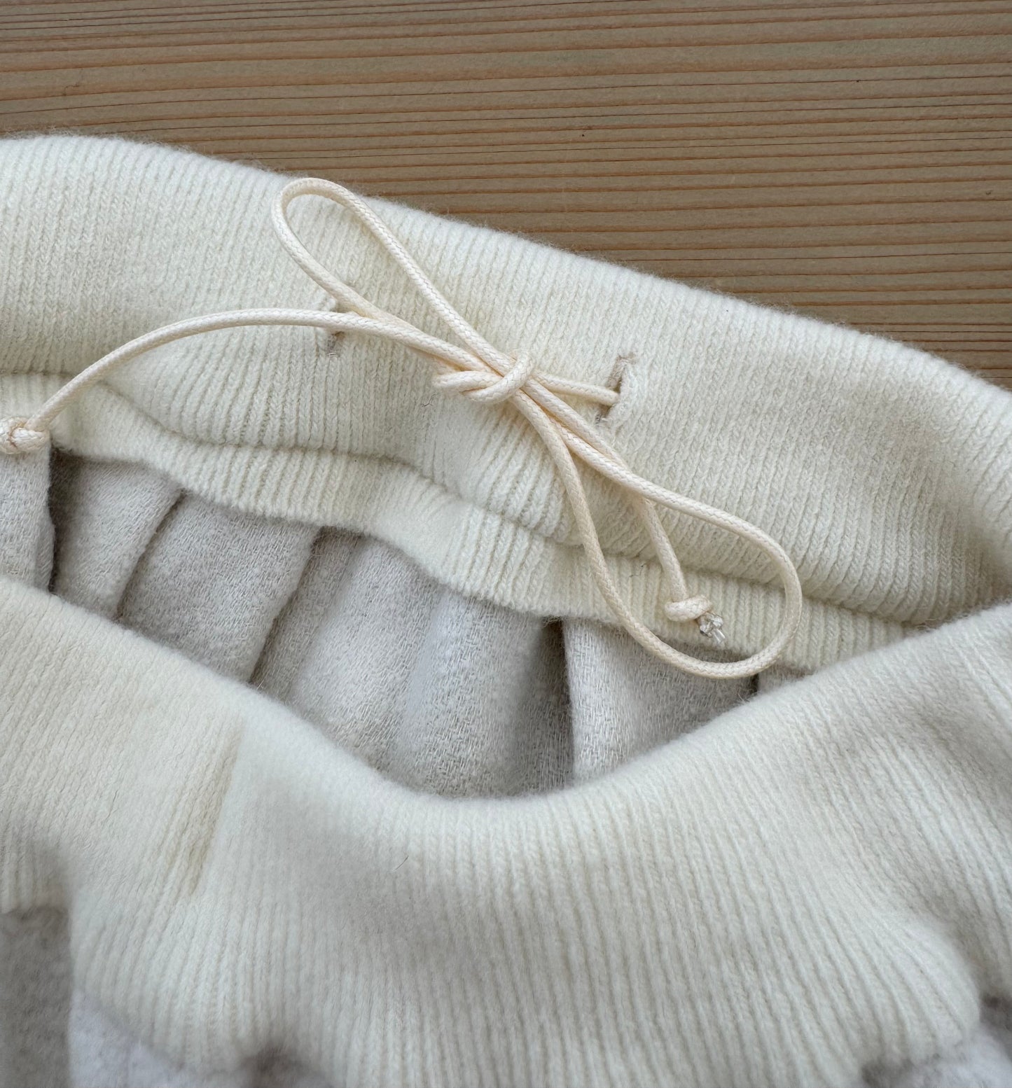WAIST RIB KNIT 3 TUCK TAPERED PANTS TENNE HANDCRAFTED MODERN パンツ 通販 取扱店