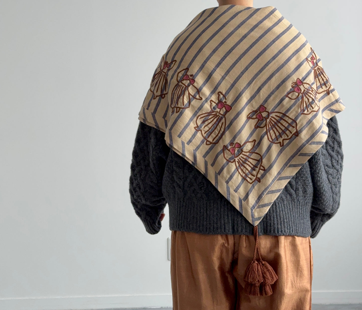 TASSEL SCARF (DANSE EMBROIDERY) BUNON ブノン スカーフ 通販 取扱店