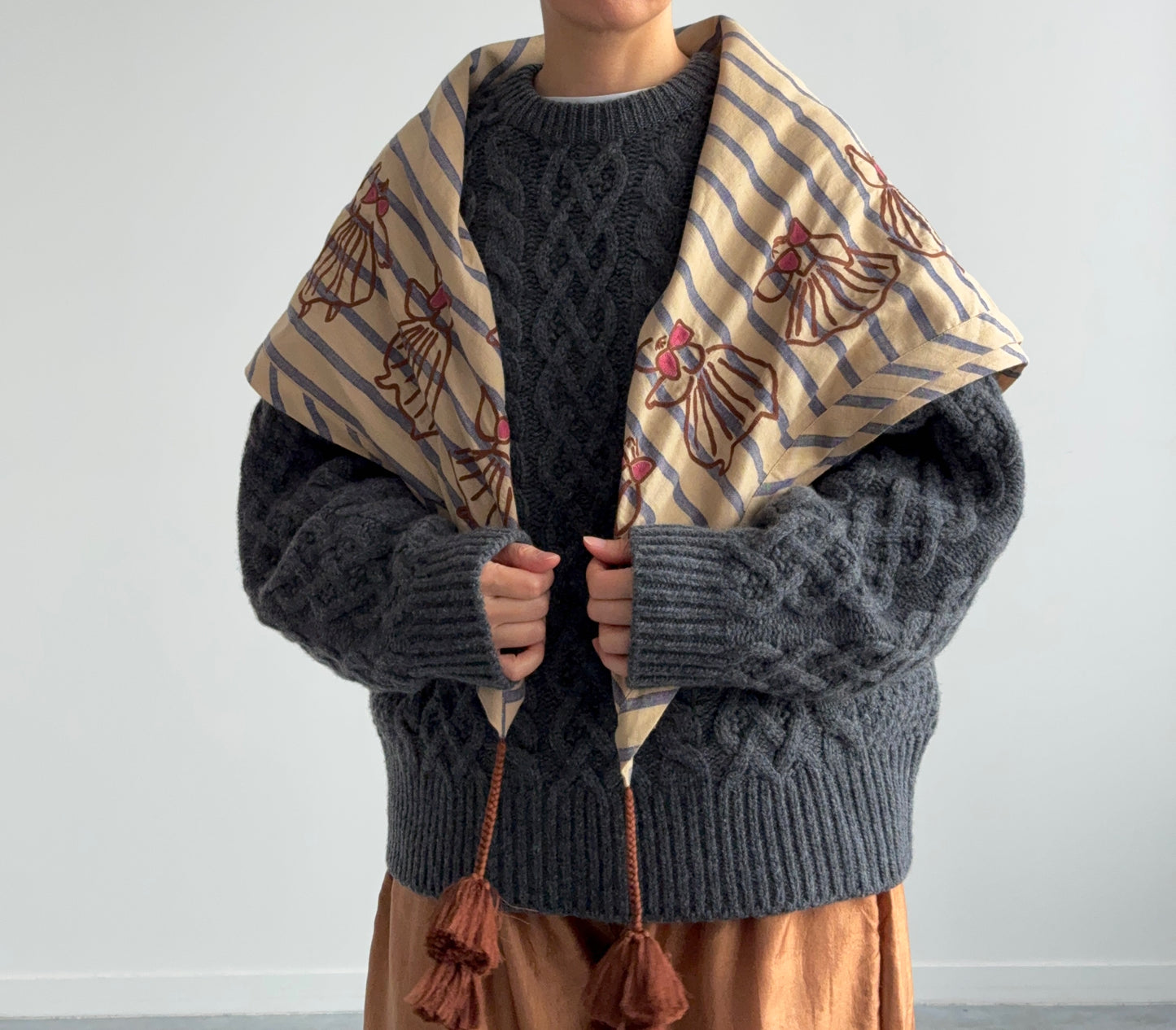 TASSEL SCARF (DANSE EMBROIDERY) BUNON ブノン スカーフ 通販 取扱店