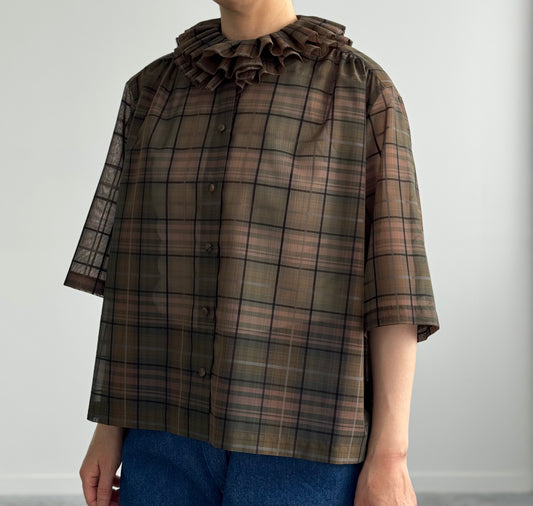 チェックダブルタックカラーブラウス Porter des boutons ポルテデブトン 通販 取扱店 着画 アップ