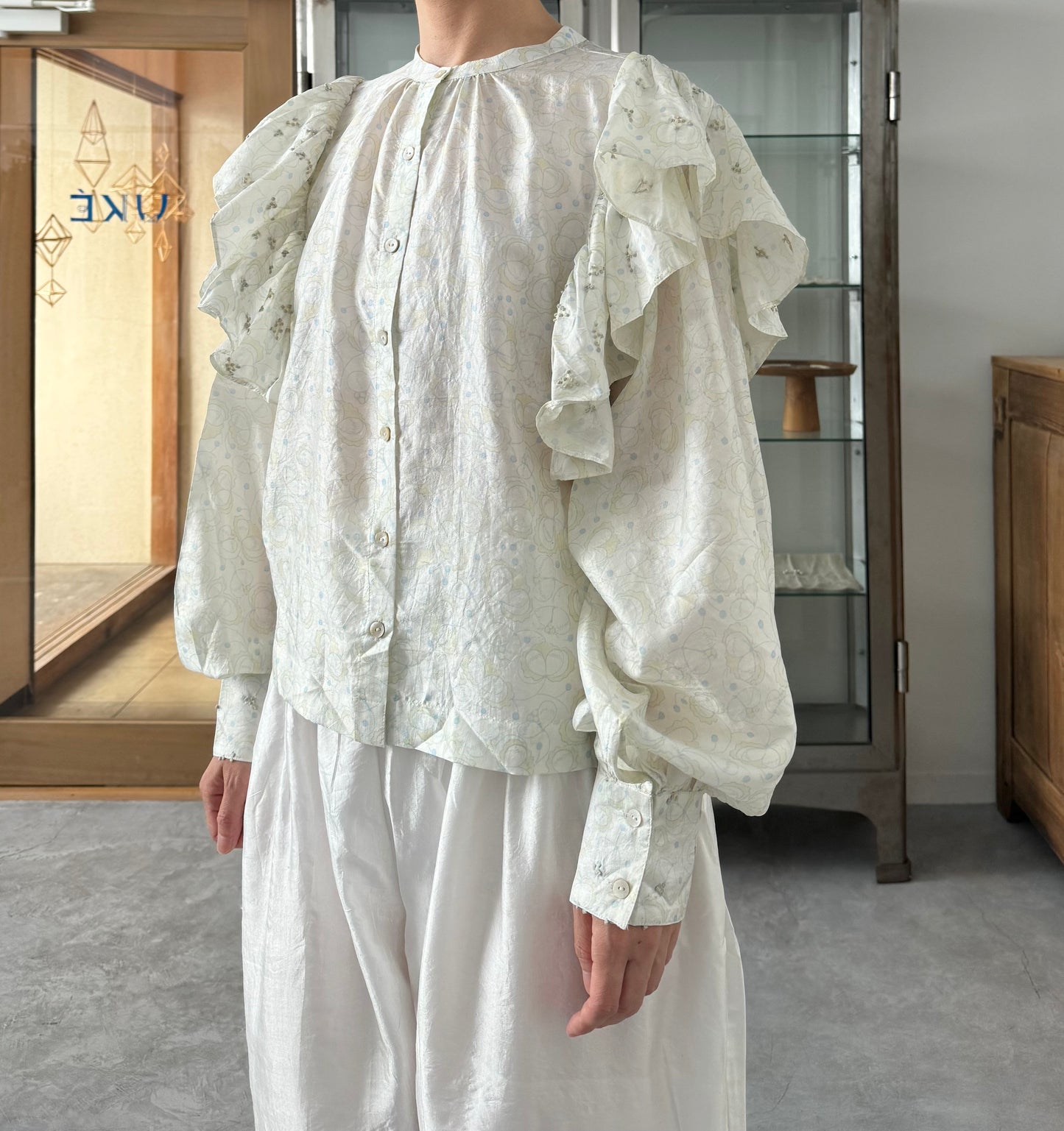 Ruffle Short Blouse BUNON ブノン ブラウス 通販 取扱店