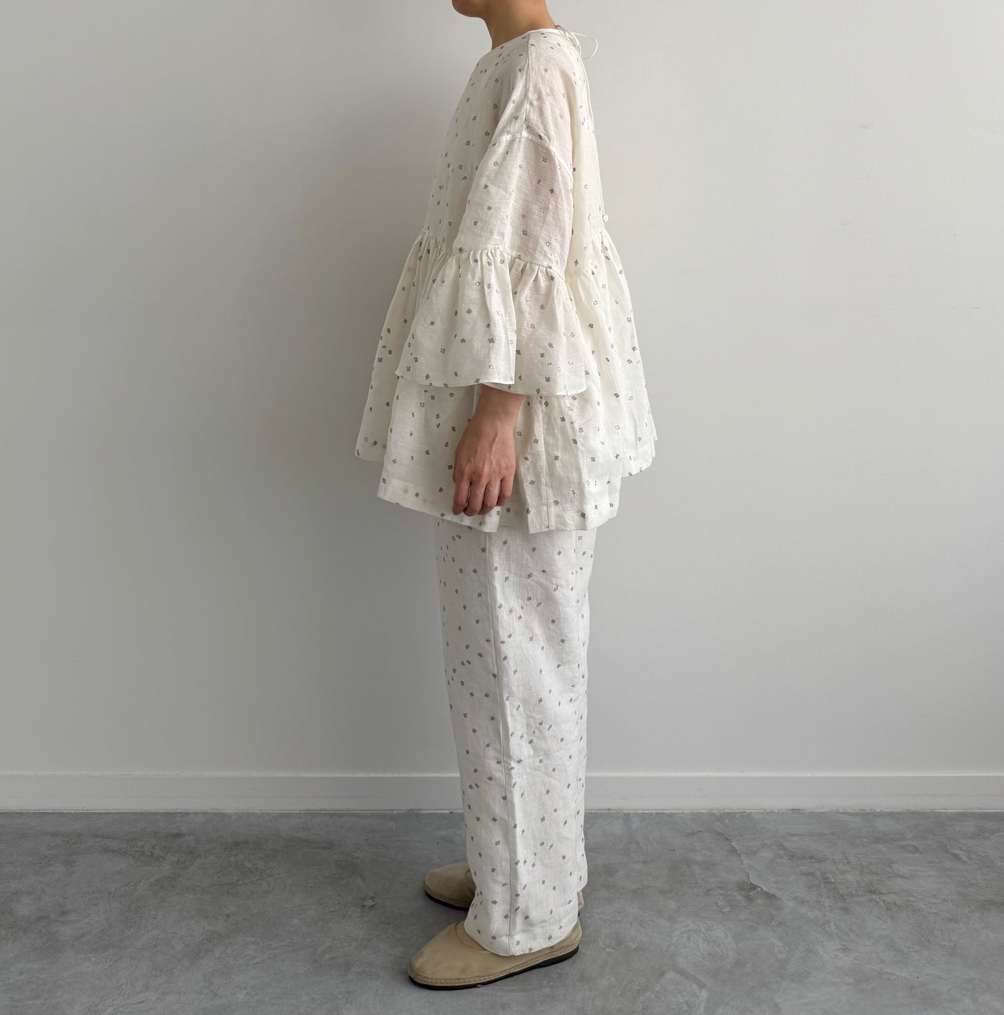 EMBROIDERY WIDE SLEEVE BLOUSE BUNON ブノン リネンブラウス 通販 取扱店