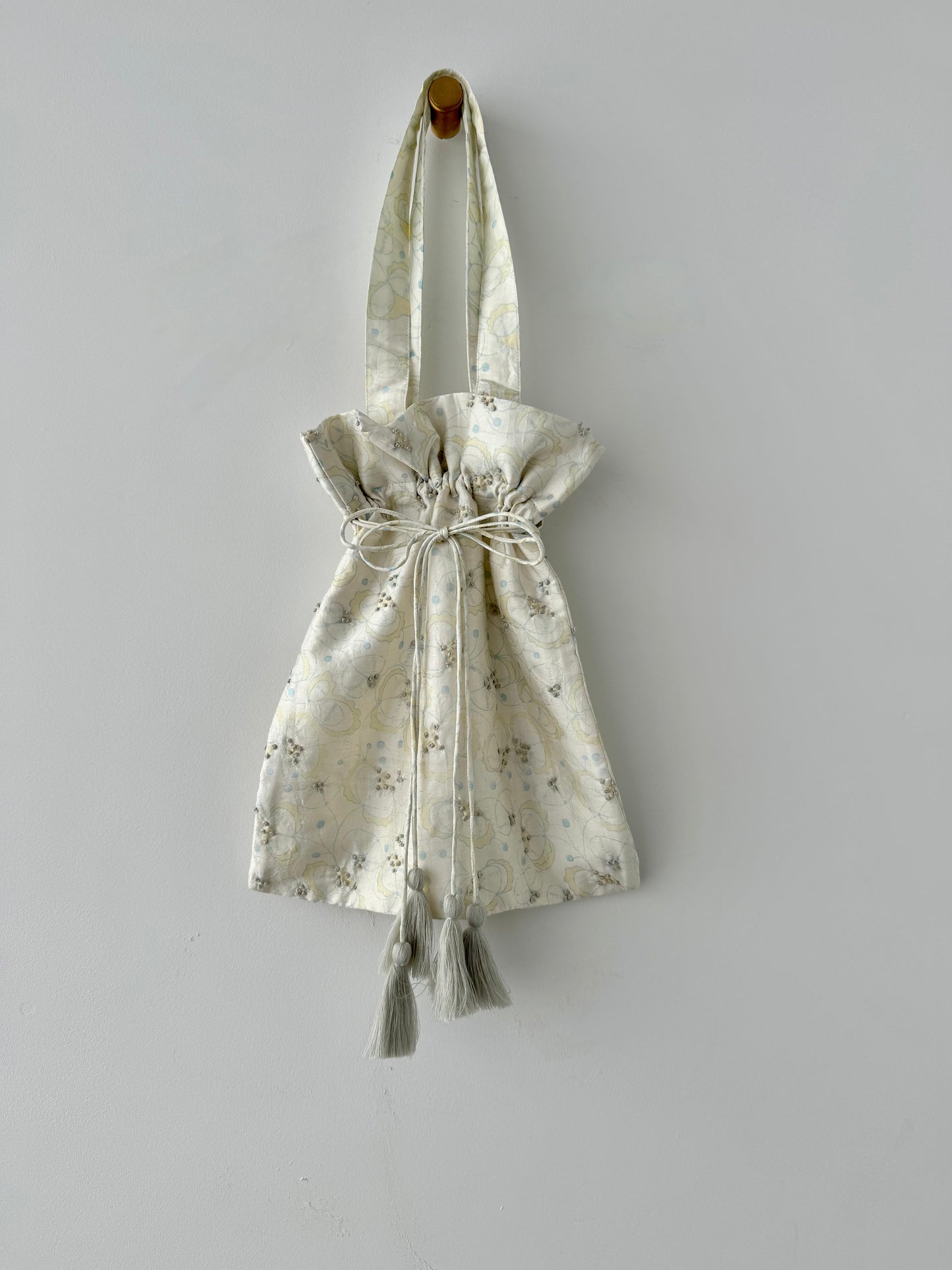 Embroidery Drawstring Bag (Bright White) BUNON ブノン バッグ 通販 取扱店