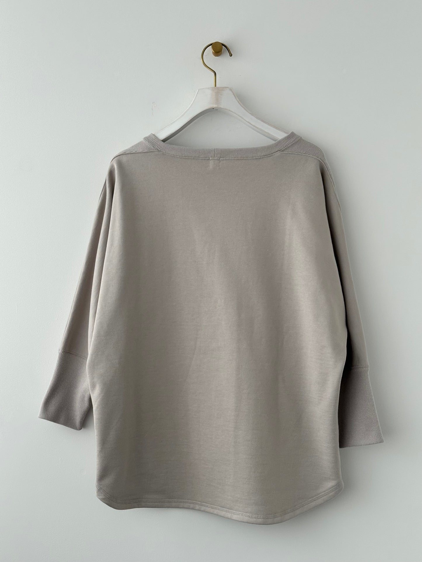 ドルマンスリーブのスウェット CHEVAL plus 通販 取扱店