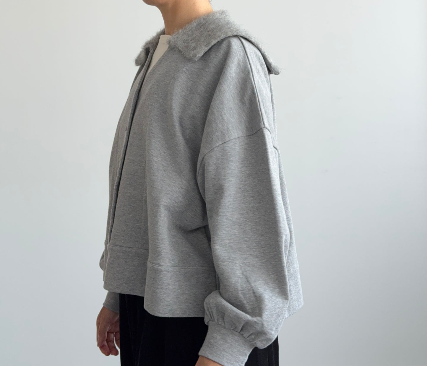 シャギーセーラーカラー プルオーバー Porter des boutons ポルテデブトン 通販 取扱店