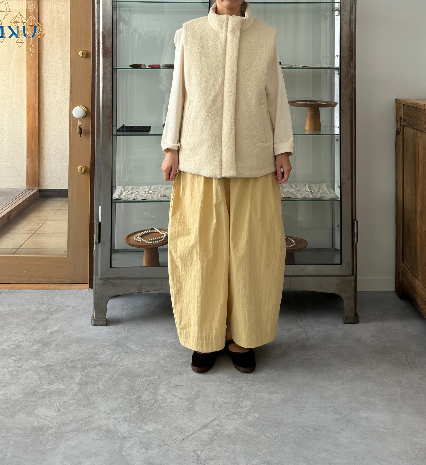 リバティリバーシブルベスト (アイボリー)Porter des boutons ポルテデブトン 通販 取扱店