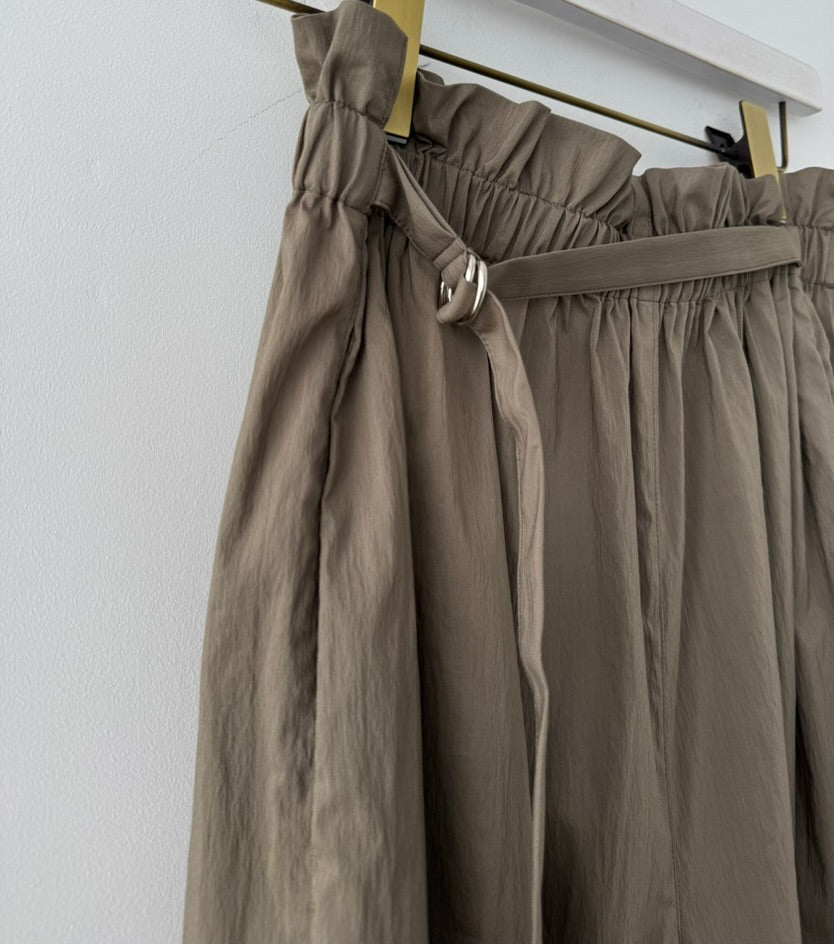 ATTACHMENT PANTS (KHAKI) TENNE HANDCRAFTED MODERN パンツ 通販 取扱店