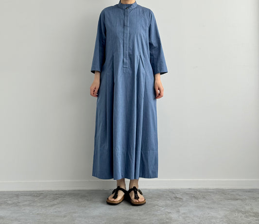 7SLEEVEのクラシカルROBE CHEVAL plus ワンピース 通販 取扱店 着画 正面