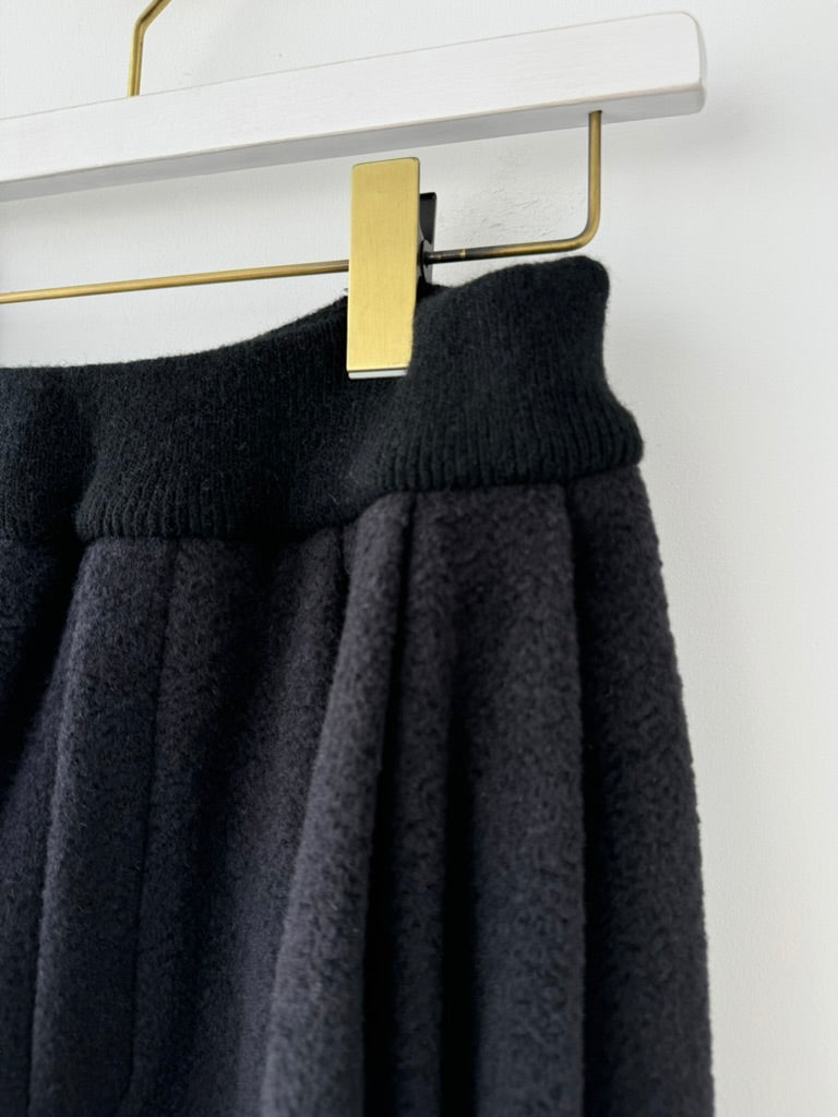 WAIST RIB KNIT 3 TUCK TAPERED PANTS TENNE HANDCRAFTED MODERN パンツ 通販 取扱店