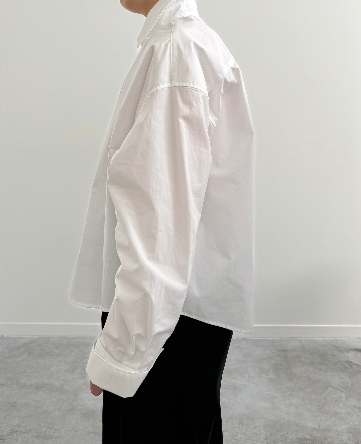 REGULAR COLLAR SHIRTS (TYPEWHITER)