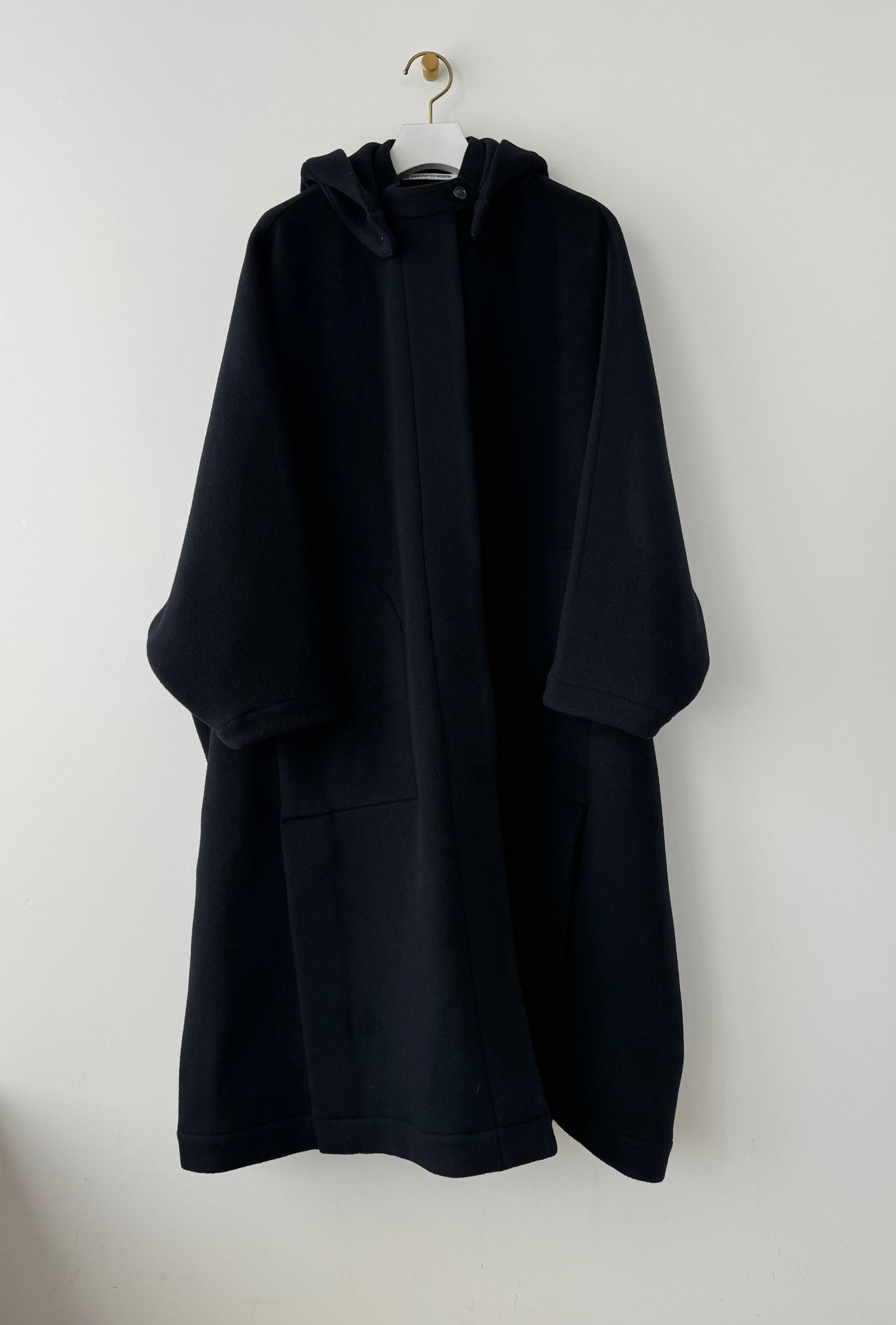 Long cape coat (Navy) TENNE HANDCRAFTED MODERN コート 通販 取扱店