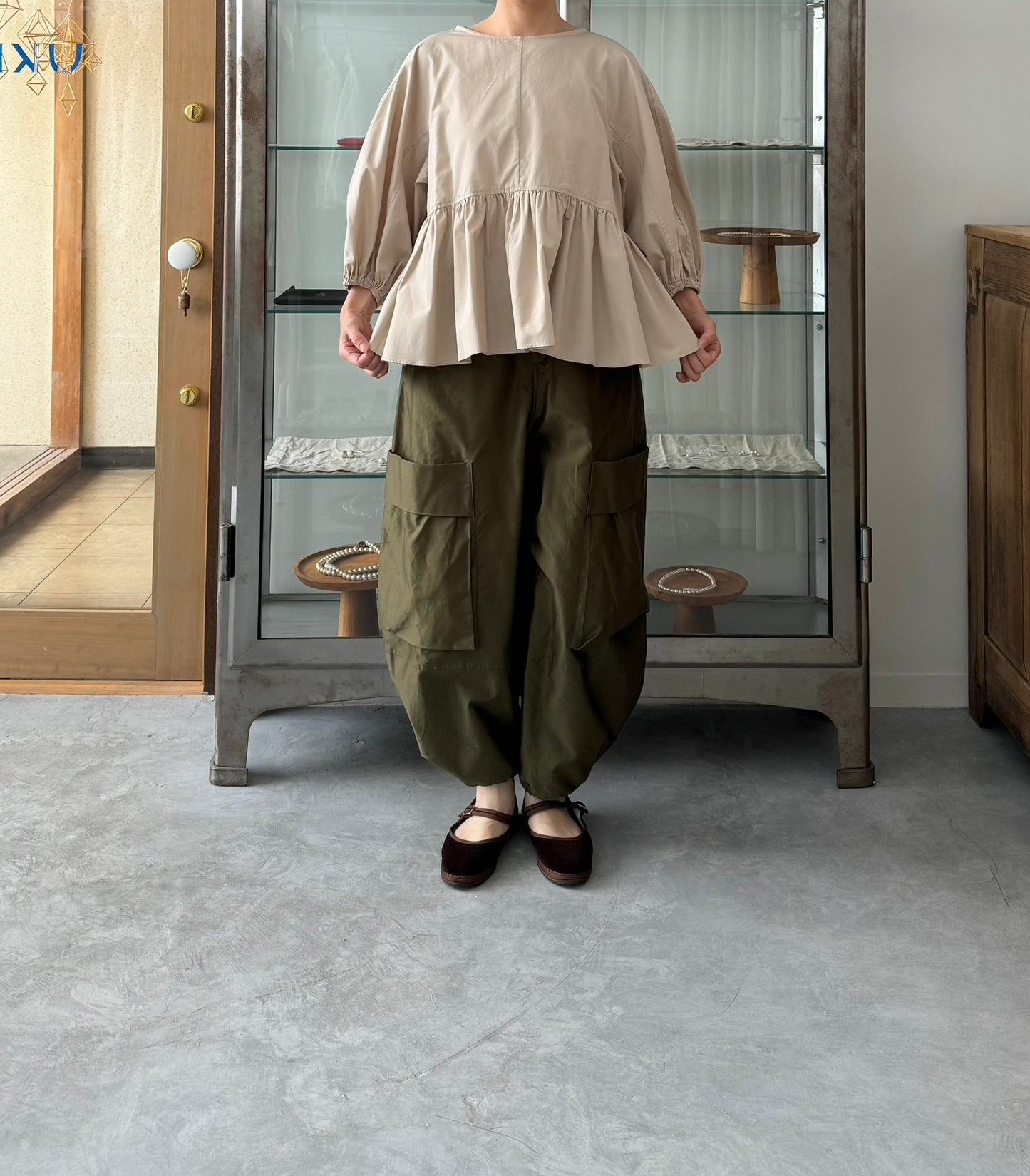 MILITARY BARREL PANTS (KHAKI GREEN)　TENNE HANDCRAFTED MODERN パンツ　通販　取扱店