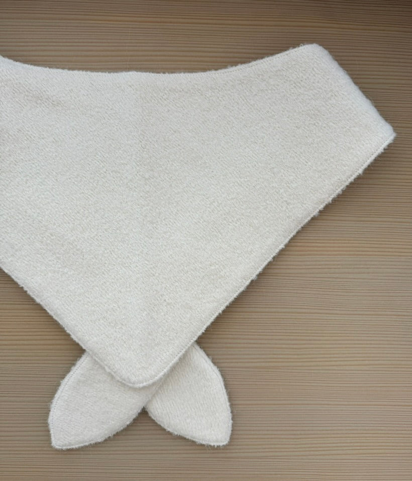 TRIANGLE SCARF　TENNE HANDCRAFTED MODERN　スカーフ　通販　取扱店