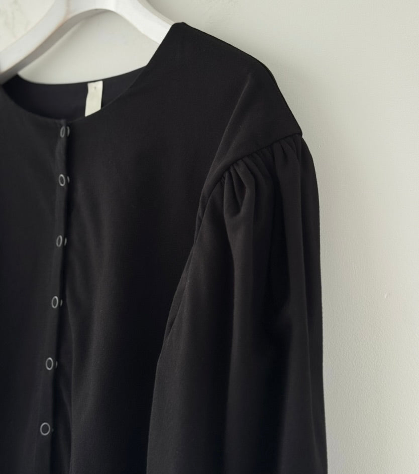 PUFF SLEEVE CARDIGAN　Shida　カーディガン　通販　取扱店