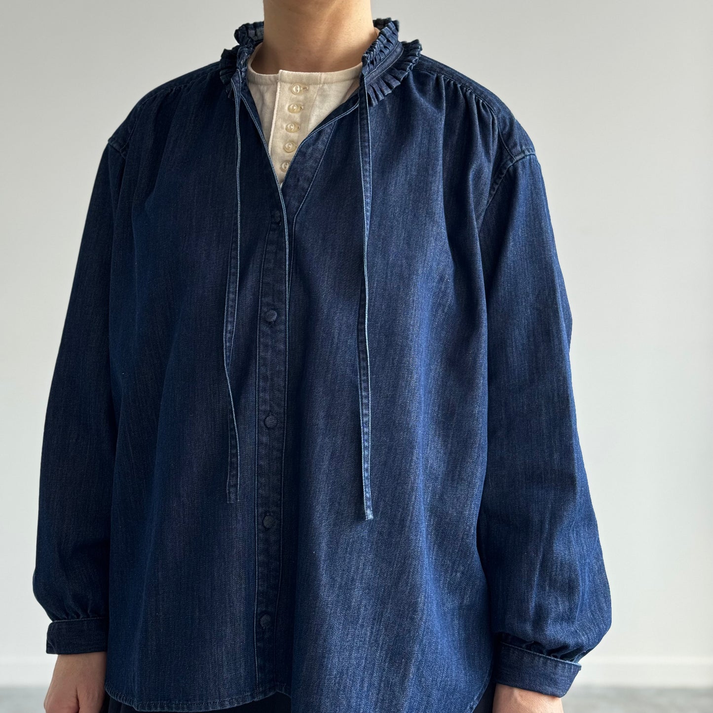 タックカラーシャツ