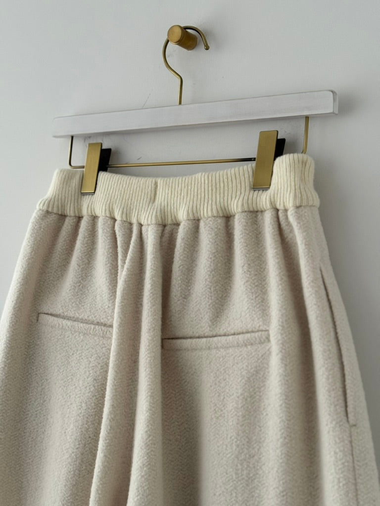 WAIST RIB KNIT TAPERED PANTS　TENNE HANDCRAFTED MODERN パンツ　通販　取扱店