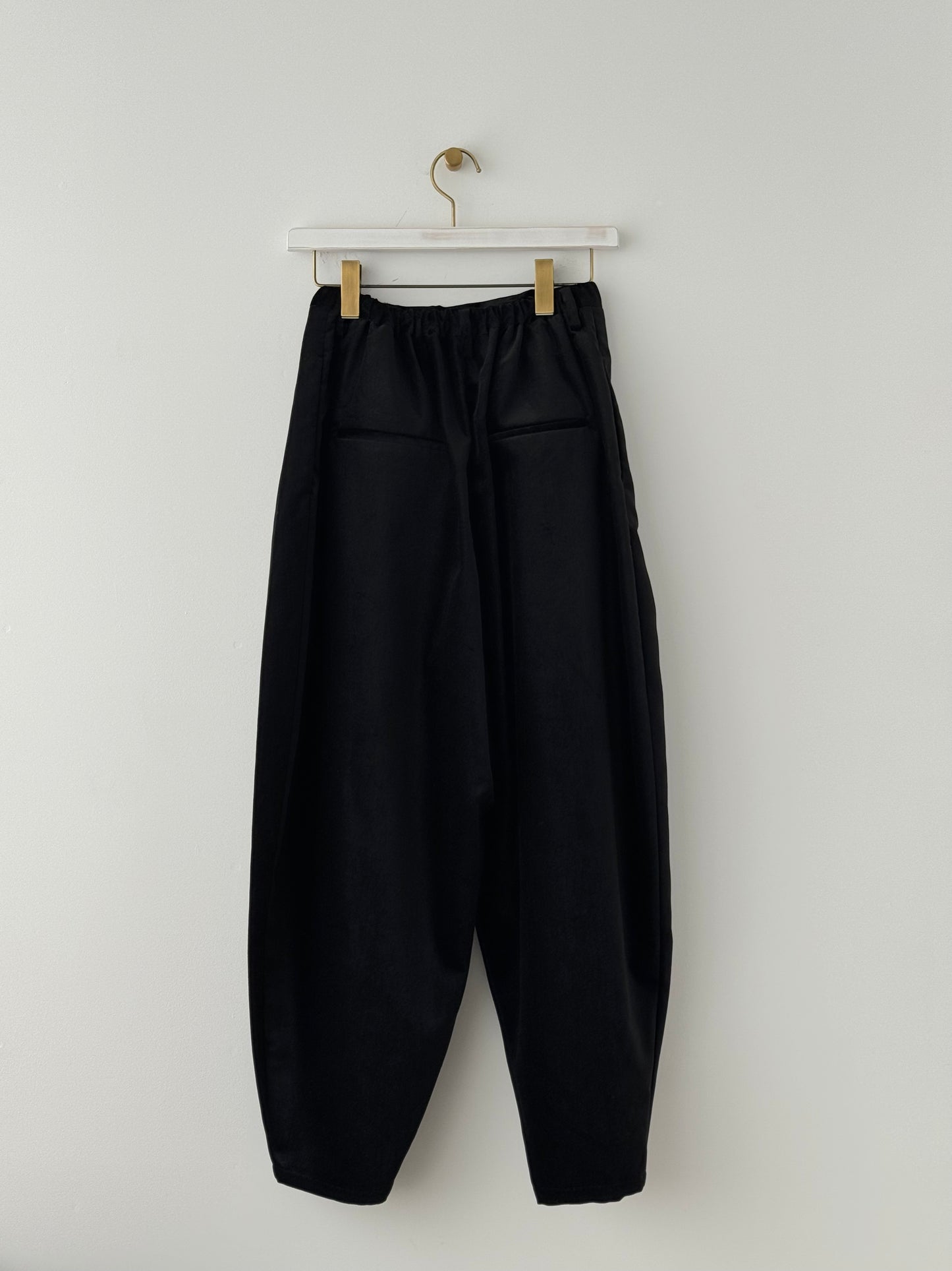 3 TUCK TAPERED PANTS (PRESS VELVET) TENNE HANDCRAFTED MODERN 通販　取扱店