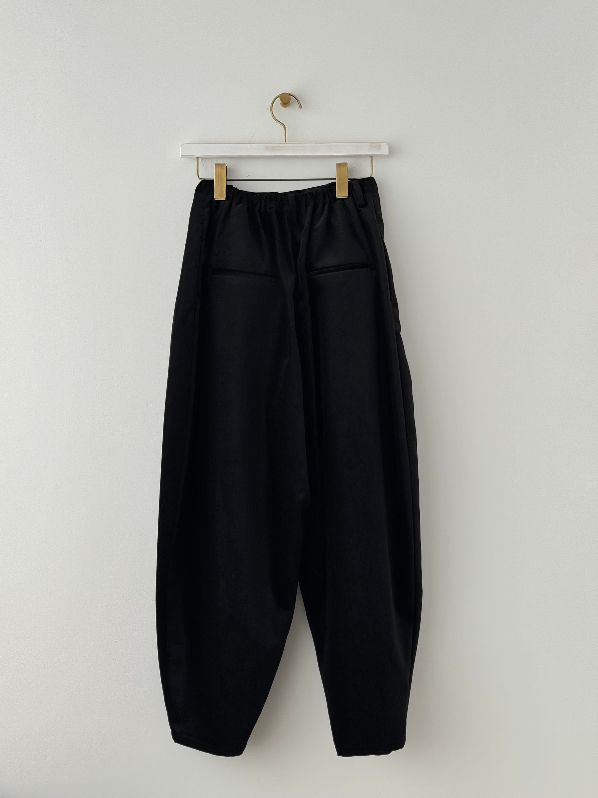 3 TUCK TAPERED PANTS (PRESS VELVET) TENNE HANDCRAFTED MODERN 通販　取扱店