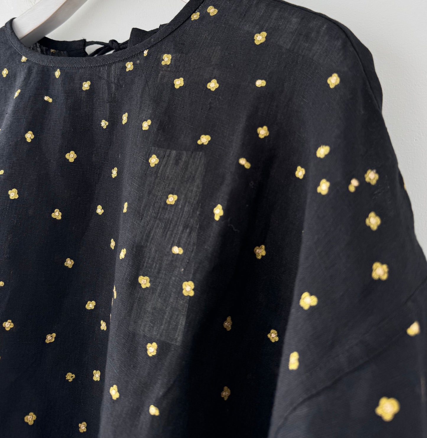 EMBROIDERY WIDE SLEEVE BLOUSE　BUNON ブノン　リネンブラウス　通販　取扱店