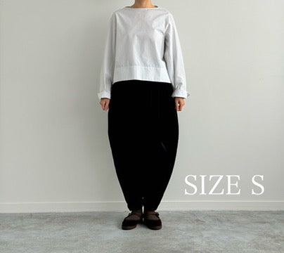 3 TUCK TAPERED PANTS ( BLUE )