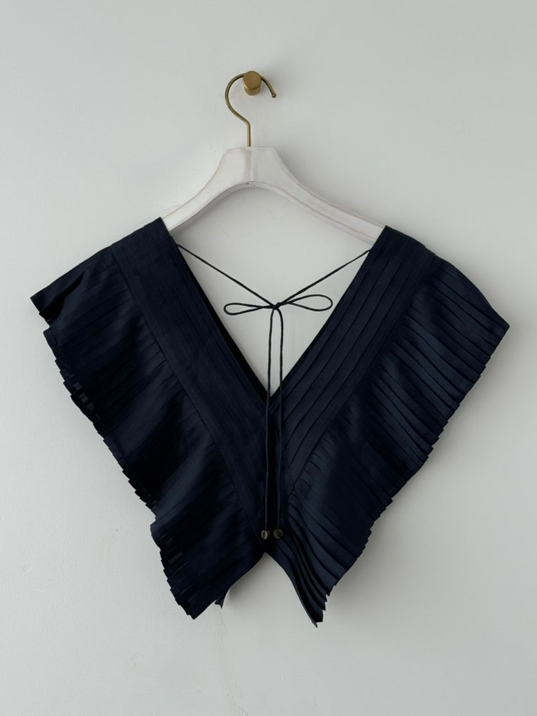 TUCK RAFFLE COLLAR (CHARCOAL)　BUNON つけ襟　通販　取扱店