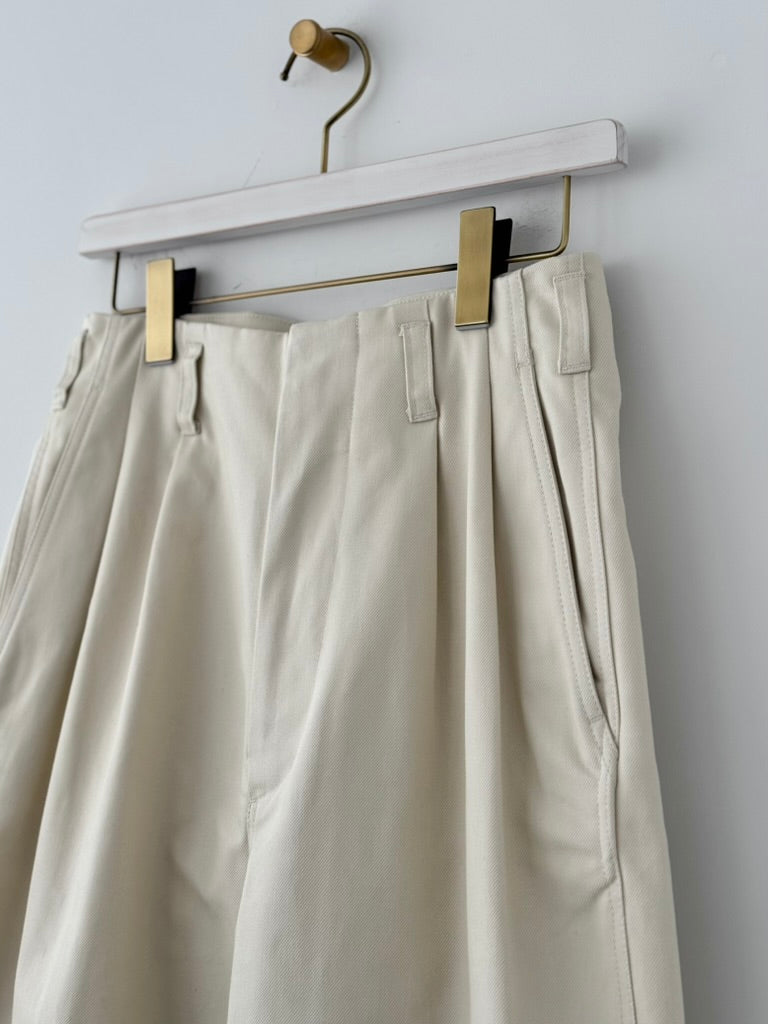 PEG TOP TROUSERS