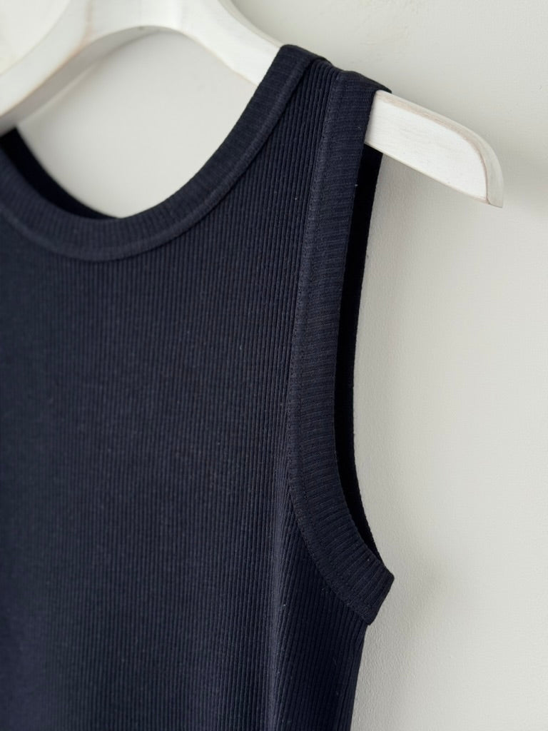 SPECIAL TANK TOP　Shida　タンクトップ　通販　取扱店