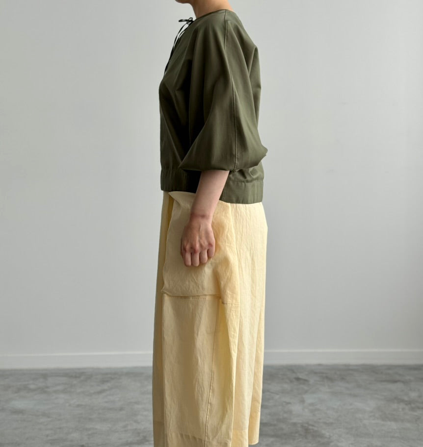 VOLUME SLEEVE PULLOVER (OLIVE)