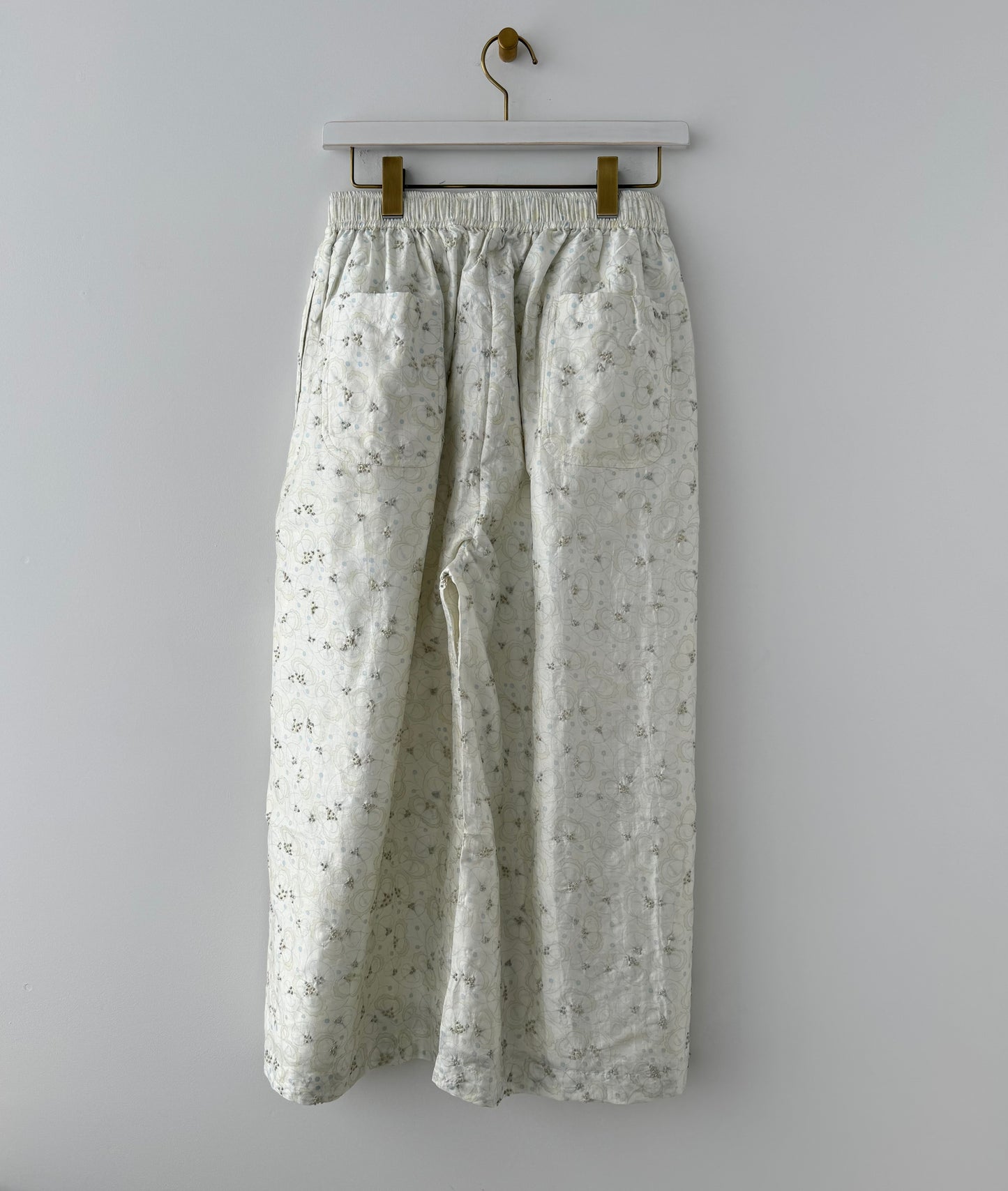 Embroidery Tuck Pants　(Bright White)　BUNON ブノン　パンツ　通販　取扱店