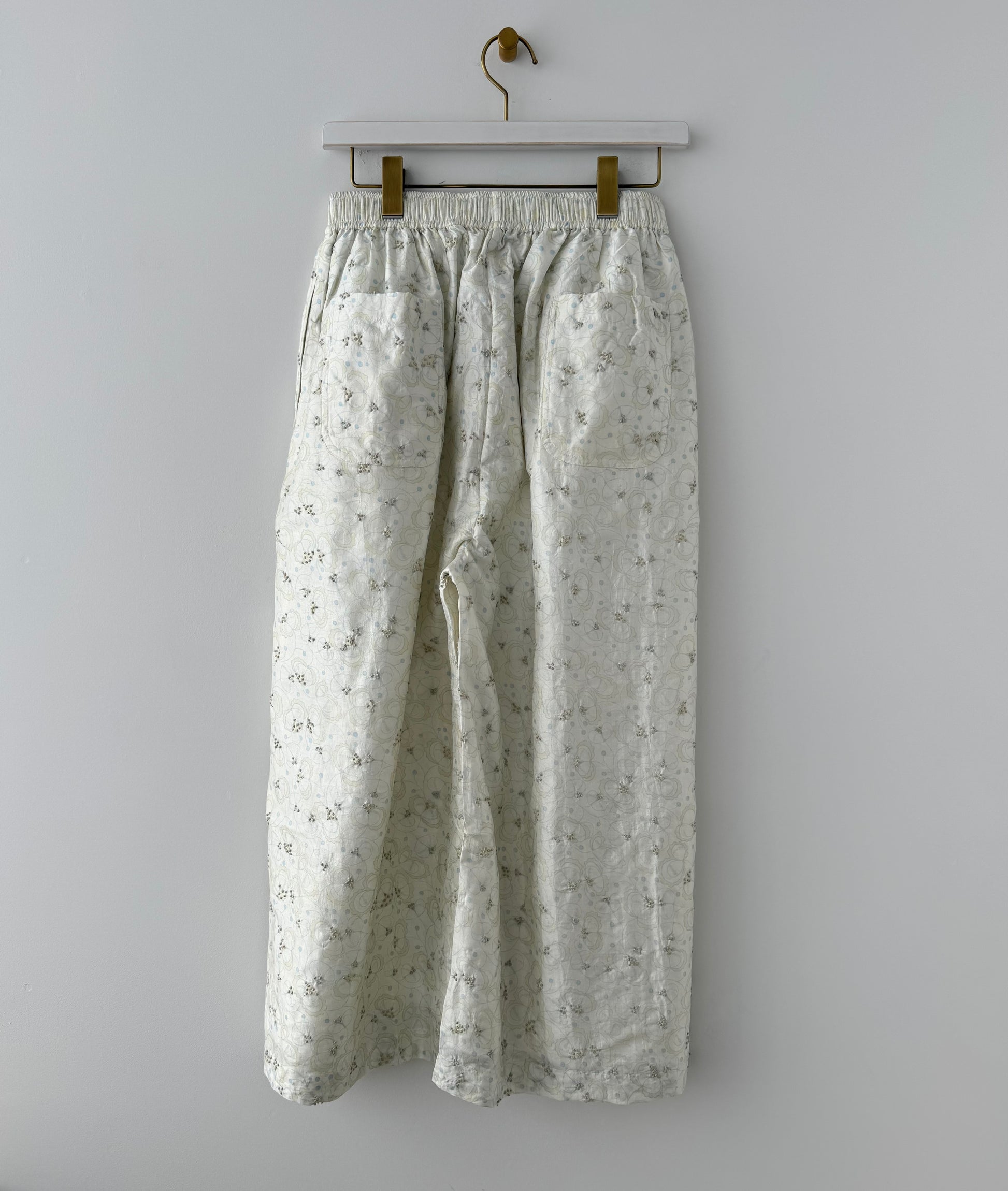 Embroidery Tuck Pants　(Bright White)　BUNON ブノン　パンツ　通販　取扱店