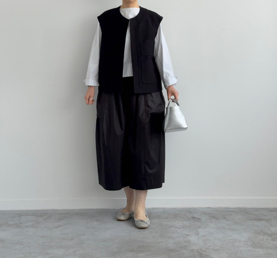 SILK CUPRA TWEED VEST ベスト　TENNE HANDCRAFTED MODERN　通販　取扱店　着画　全体