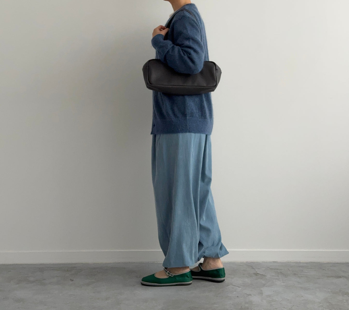 FLUTE BAG (シボ / CHARCOAL GRAY)  a (アー）フルートバッグ　通販　取扱店