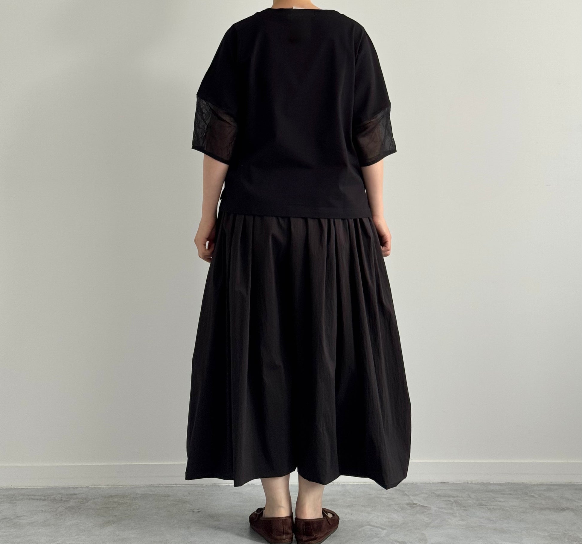 シアースリーブプルオーバー (ブラック）Porter des boutons　ポルテデブトン　通販　取扱店