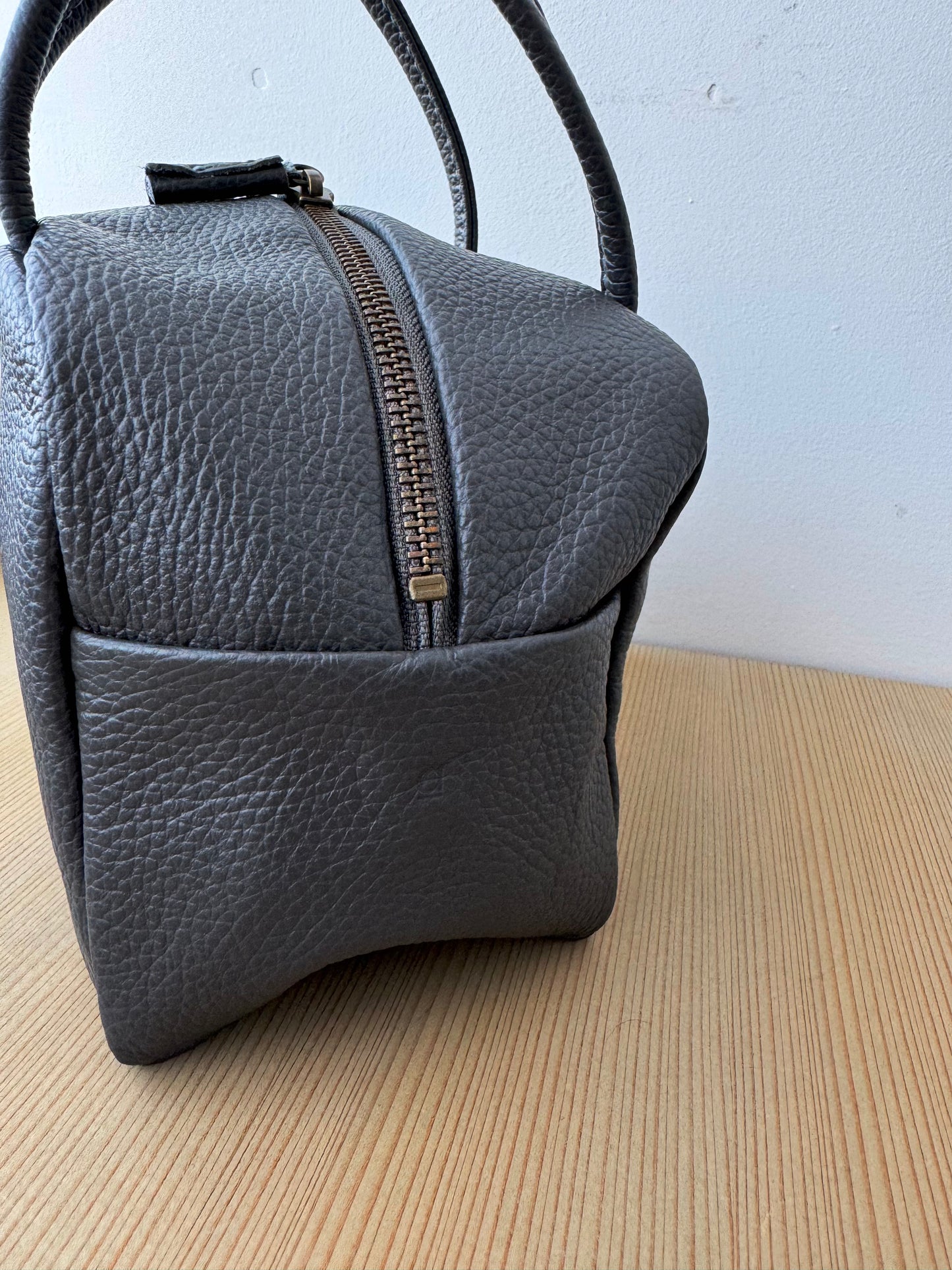 Boston S (シボ / CHARCOAL GRAY)