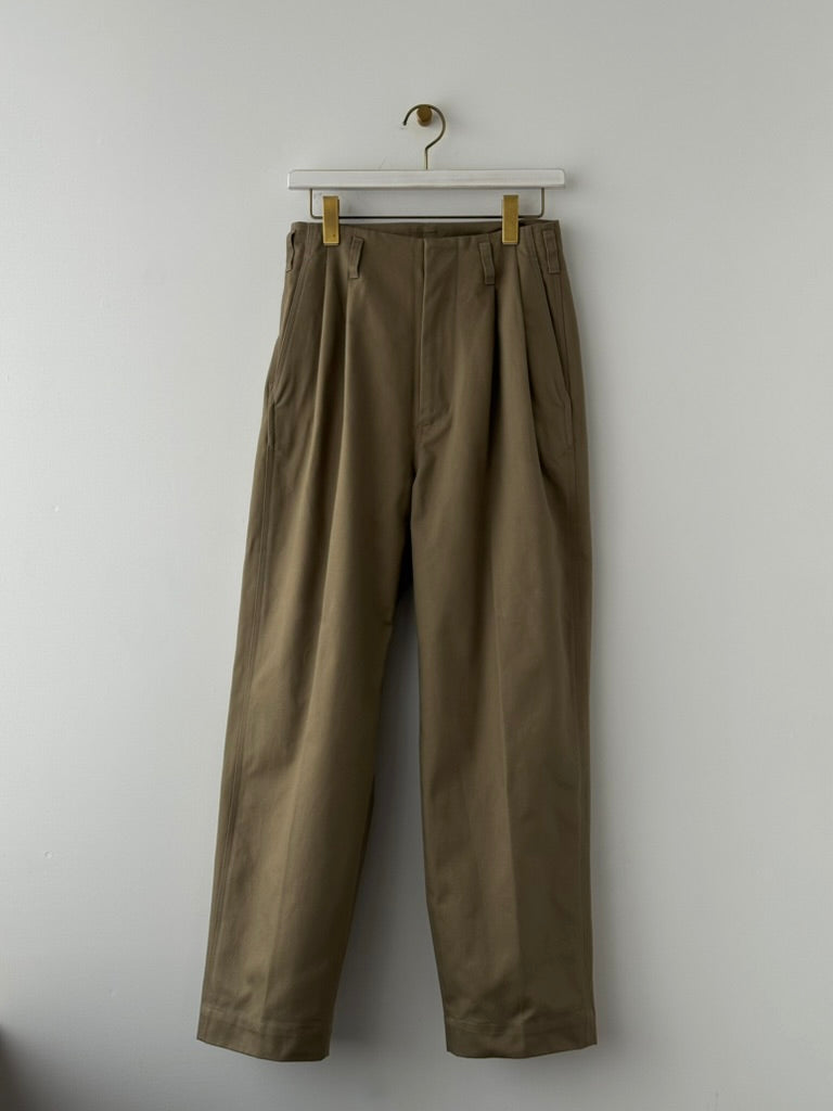 PEG TOP TROUSERS