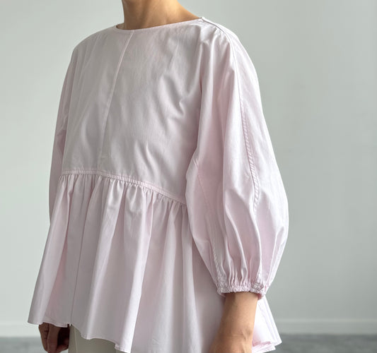 VOLUME SLEEVE GATHER  PULLOVER TENNE HANDCRAFTED MODERN　ブラウス　通販　取扱店