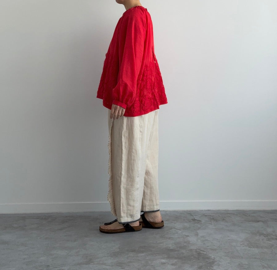 RUFFLE TUCK PANTS