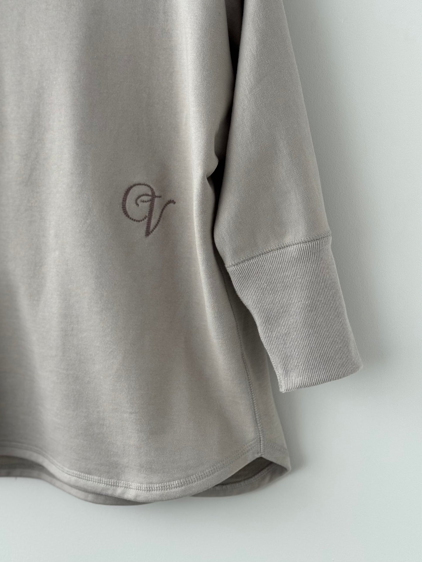 ドルマンスリーブのスウェット CHEVAL plus　通販　取扱店