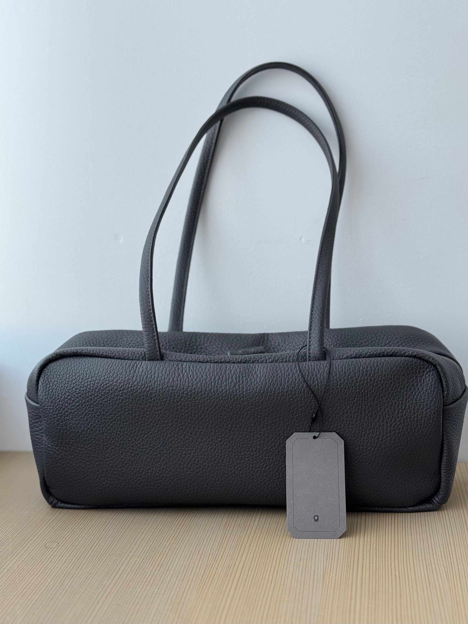 FLUTE BAG (シボ / CHARCOAL GRAY)  a (アー）フルートバッグ　通販　取扱店