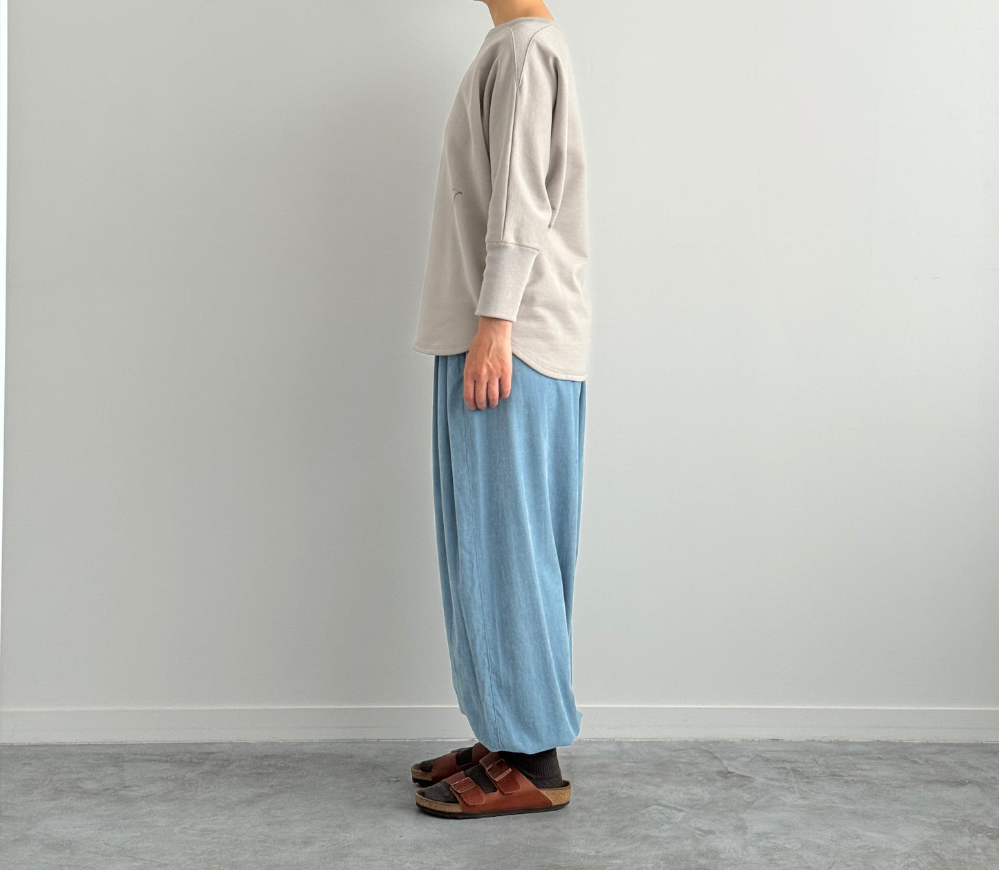 ドルマンスリーブのスウェット CHEVAL plus　通販　取扱店