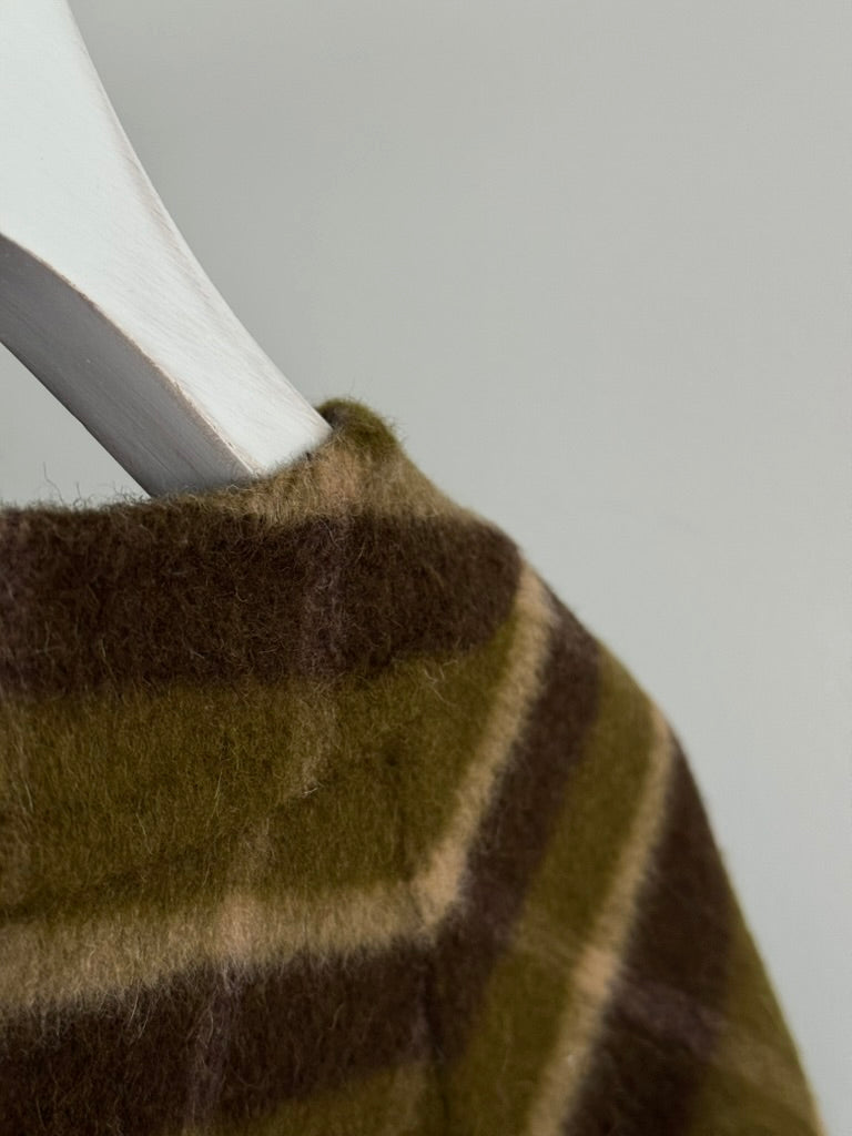 リバーシブルショートコート