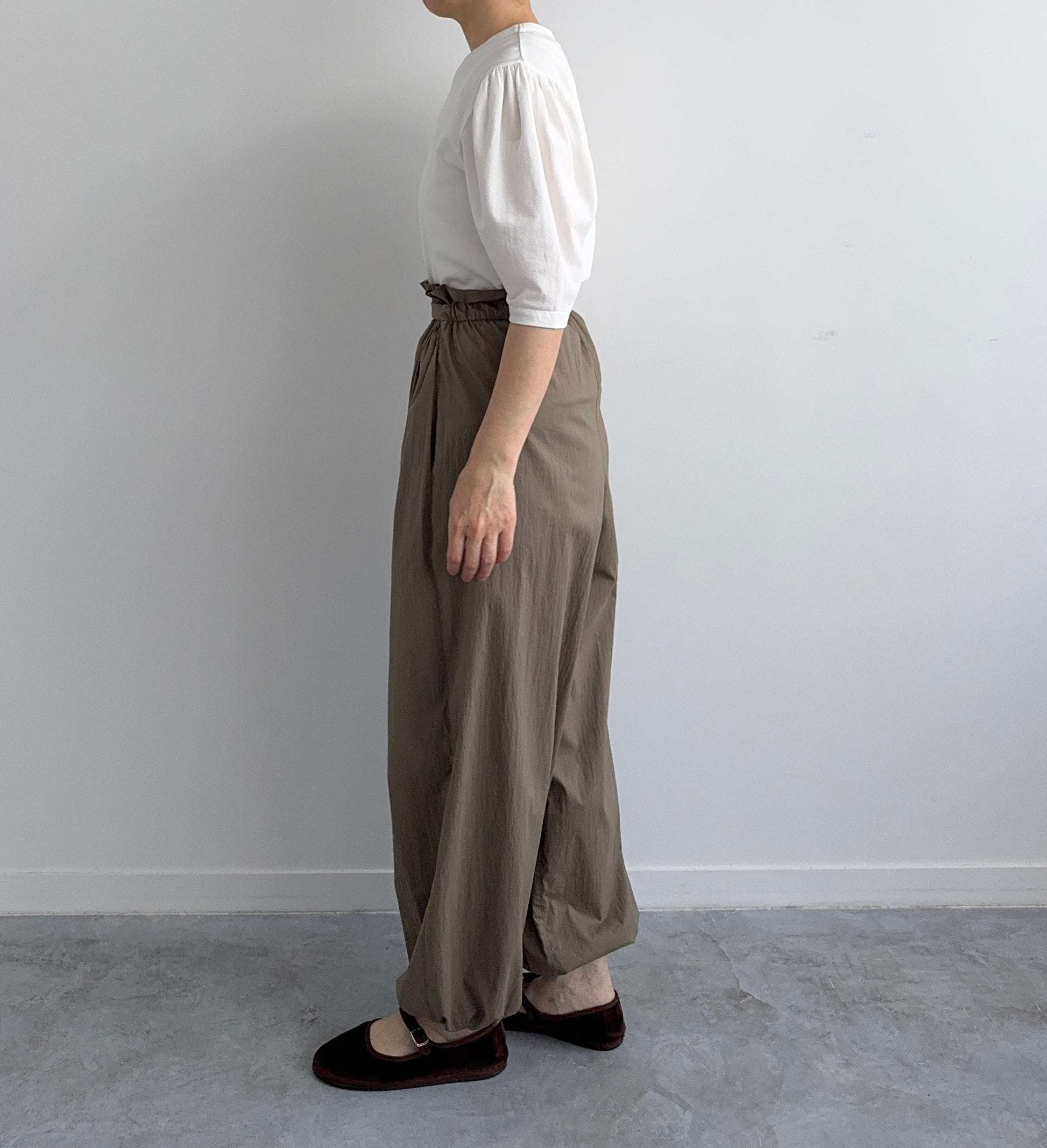 ATTACHMENT PANTS  (KHAKI) TENNE HANDCRAFTED MODERN　パンツ　通販　取扱店