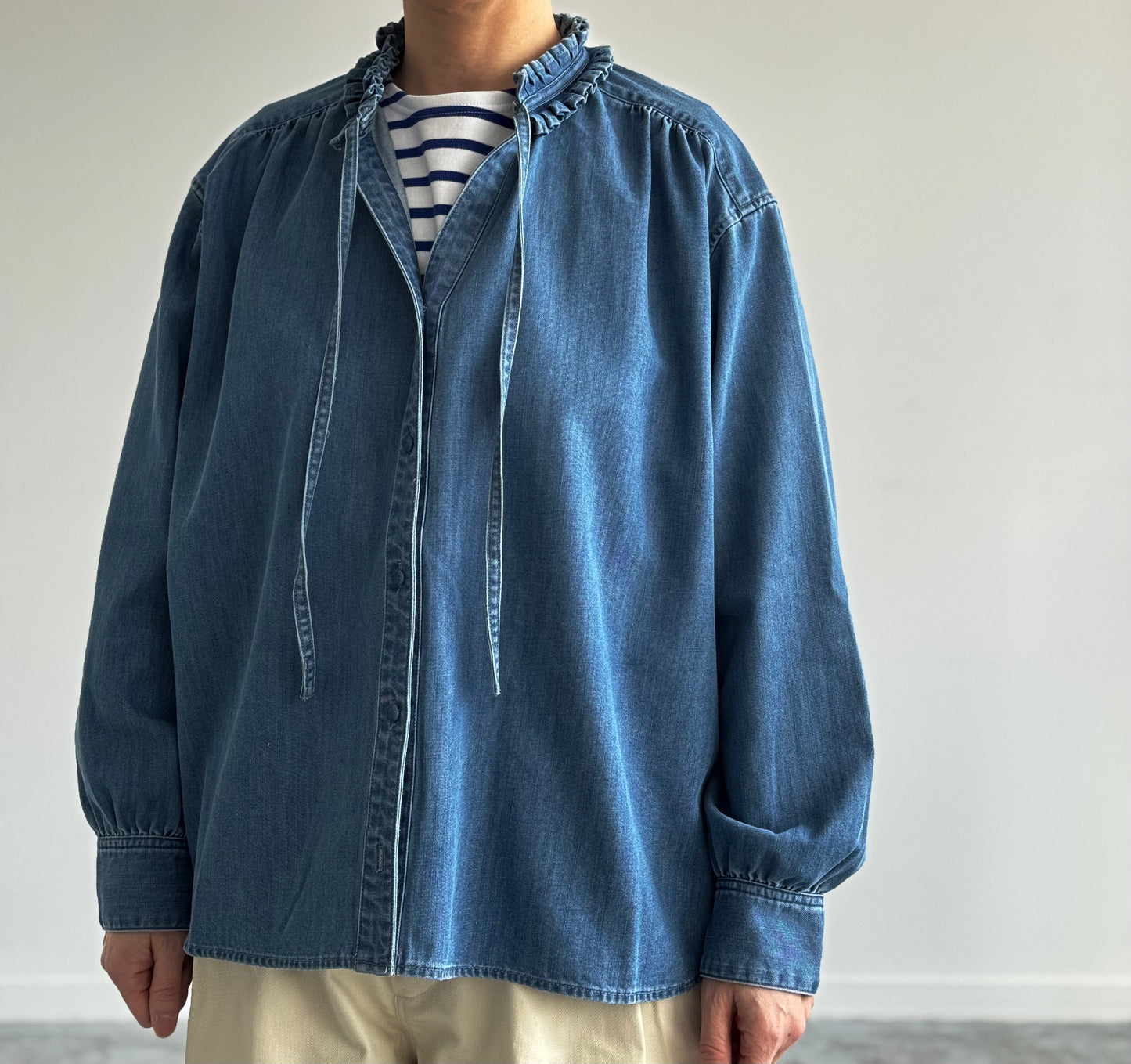 タックカラーシャツ