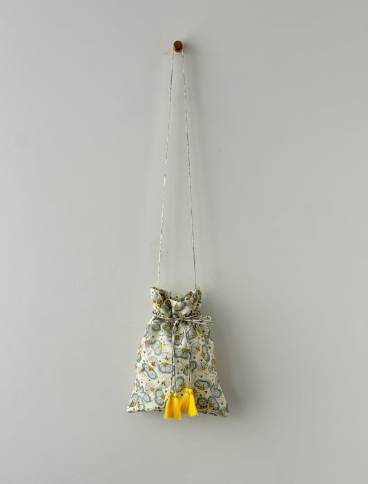 Embroidery Drawstring Shoulder Bag (Pastel Yellow)