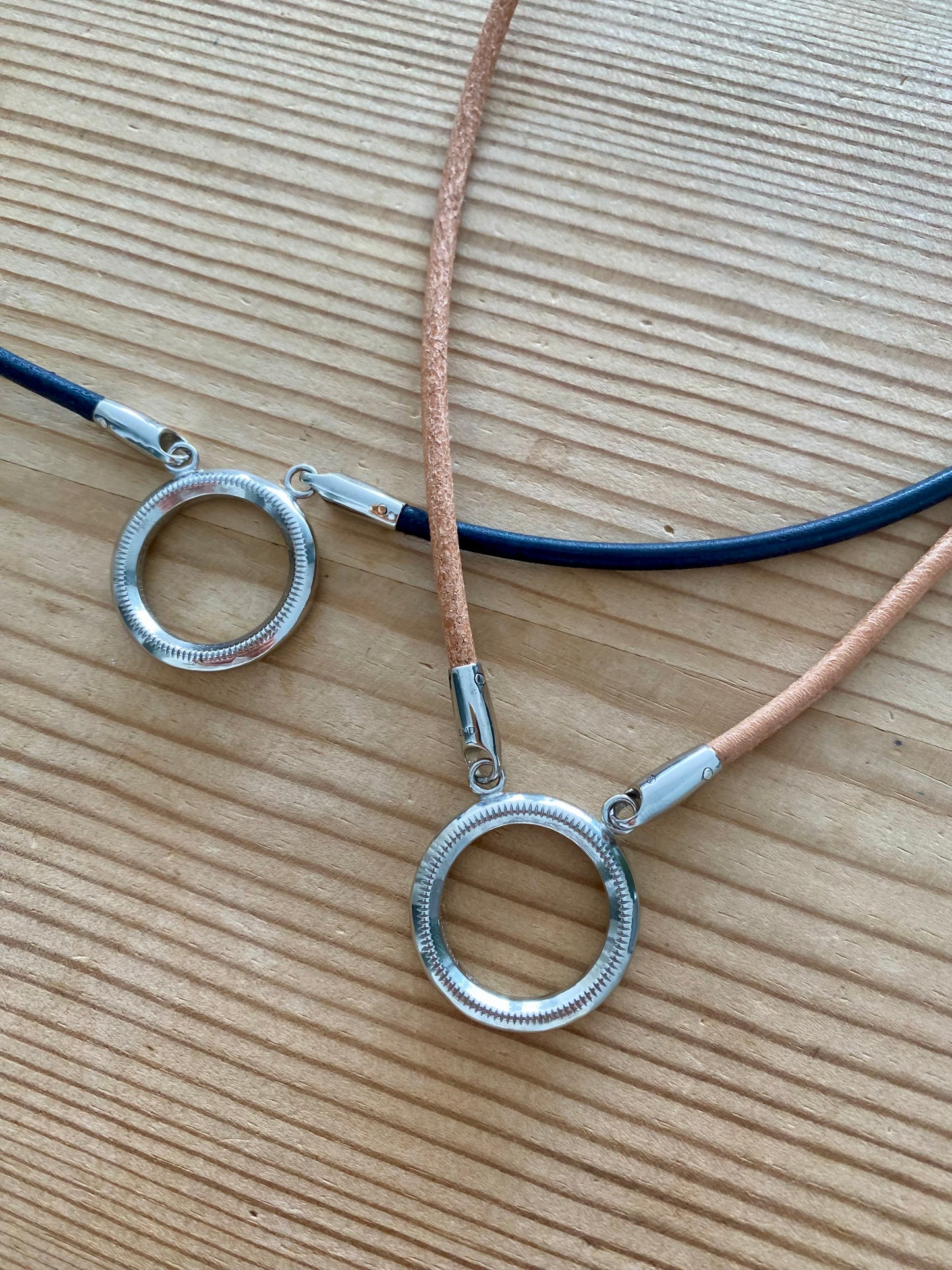 Eyeglasses holder necklace　END CUSTOM JEWELLERS　通販