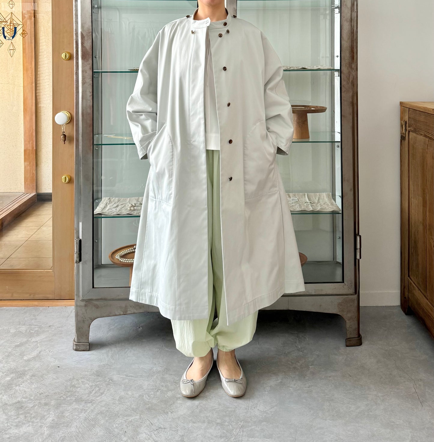 Long cape coat (Blue gray)　TENNE HANDCRAFTED MODERN コート　通販　取扱店