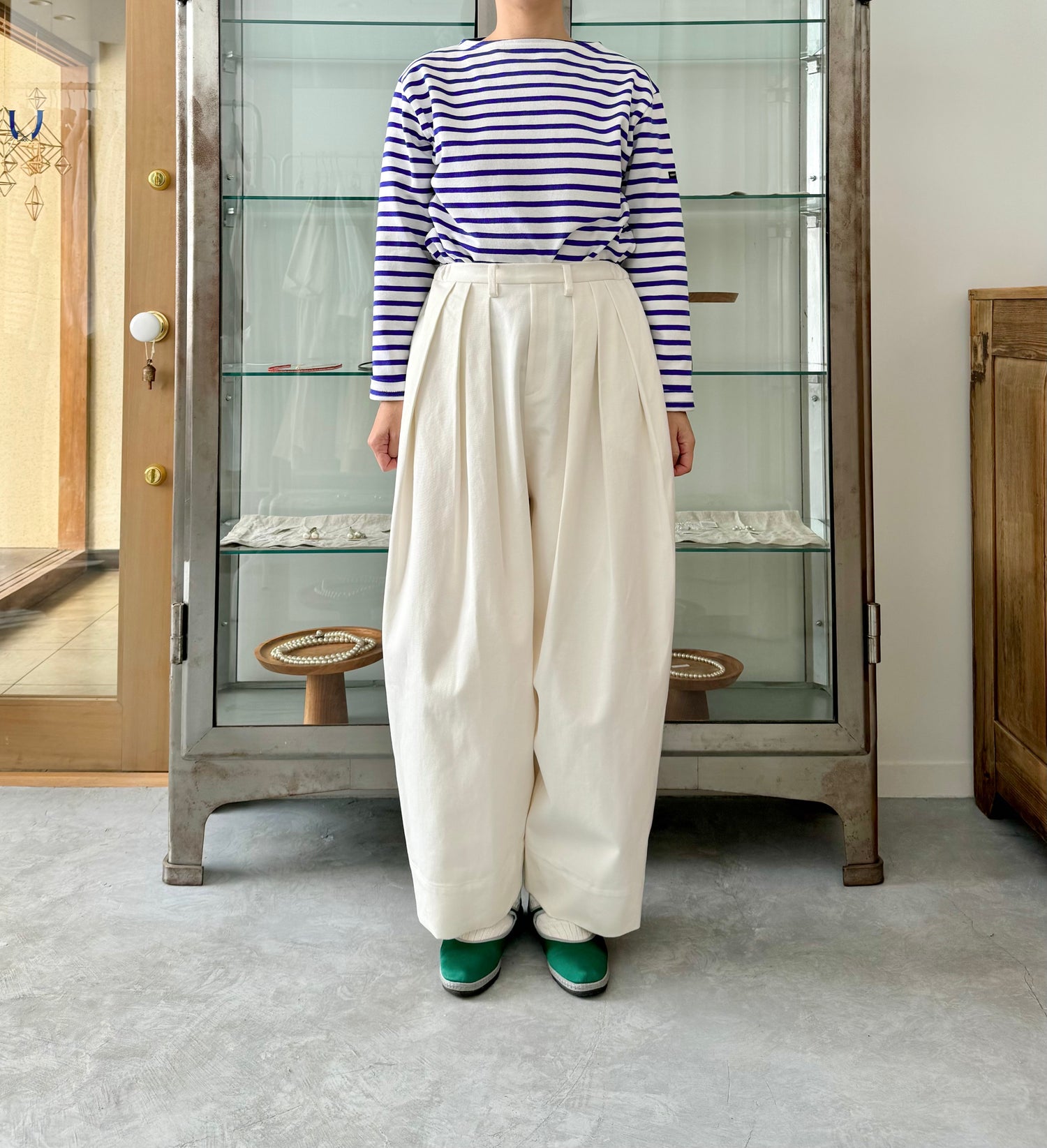 激安単価で Tenne pants tuck 3 modern handicrafted カジュアルパンツ