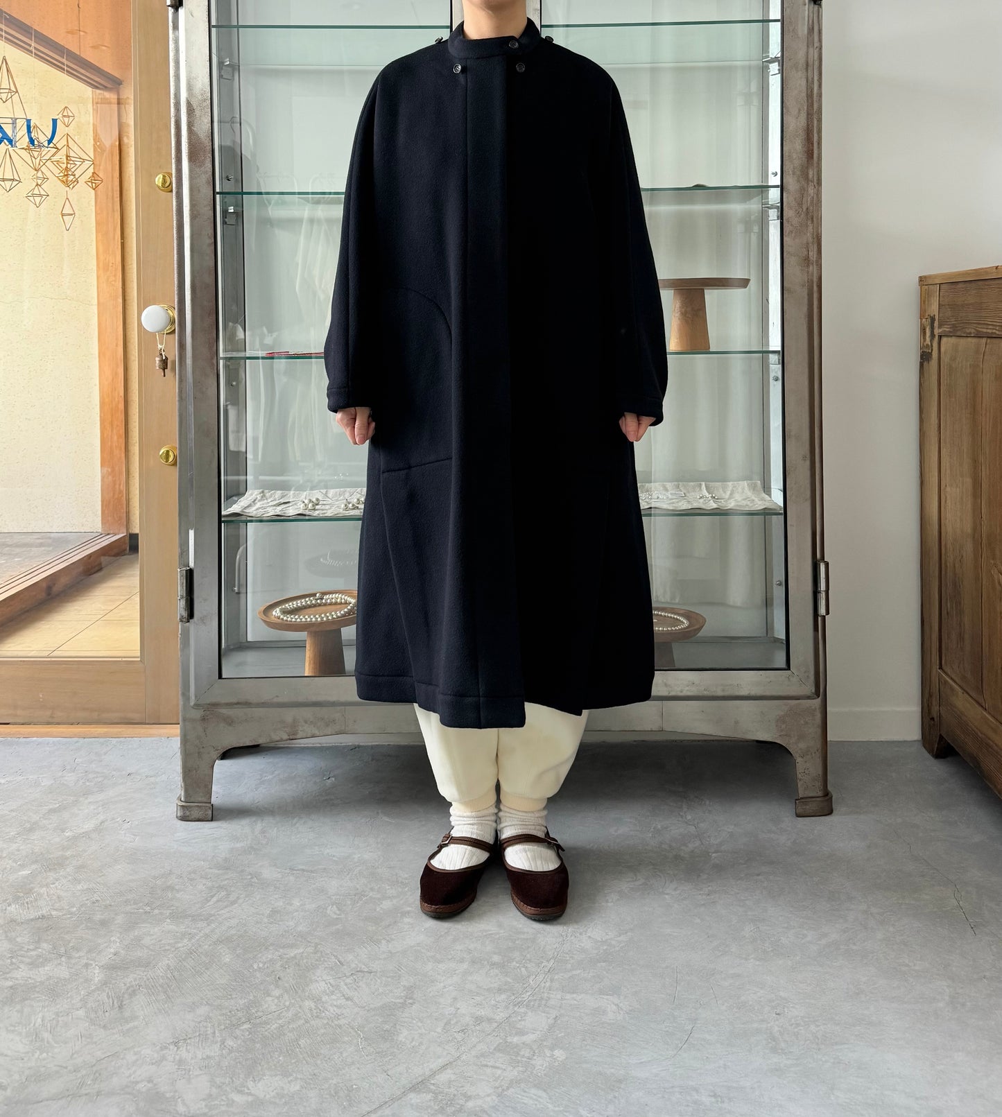 Long cape coat (Navy)　TENNE HANDCRAFTED MODERN コート　通販　取扱店