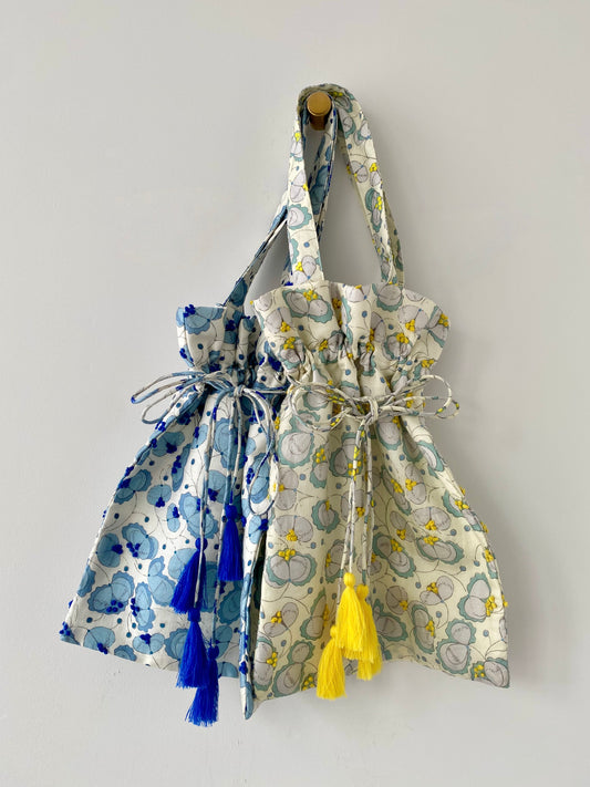 Embroidery Drawstring Bag BUNON ブノン　バッグ　通販